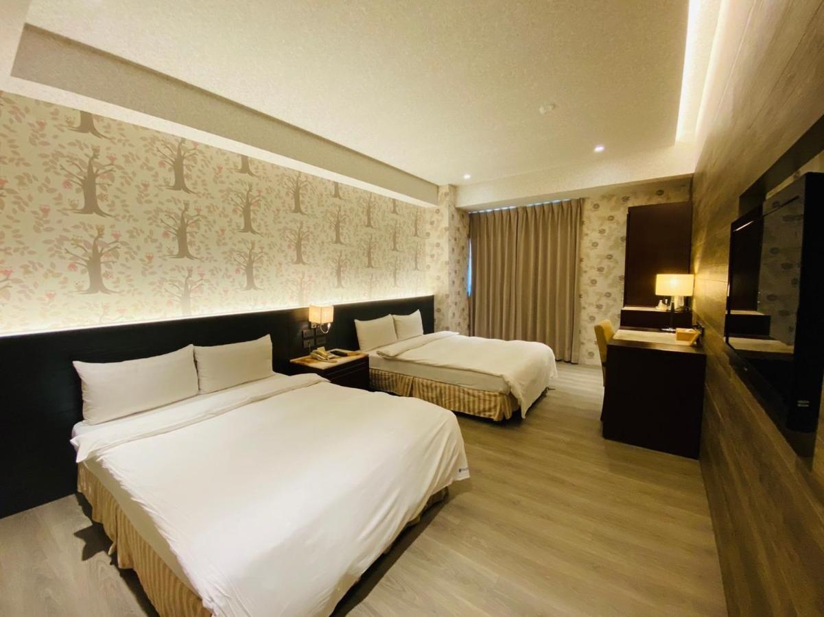 Dlinn Hotel Тайчжун Экстерьер фото