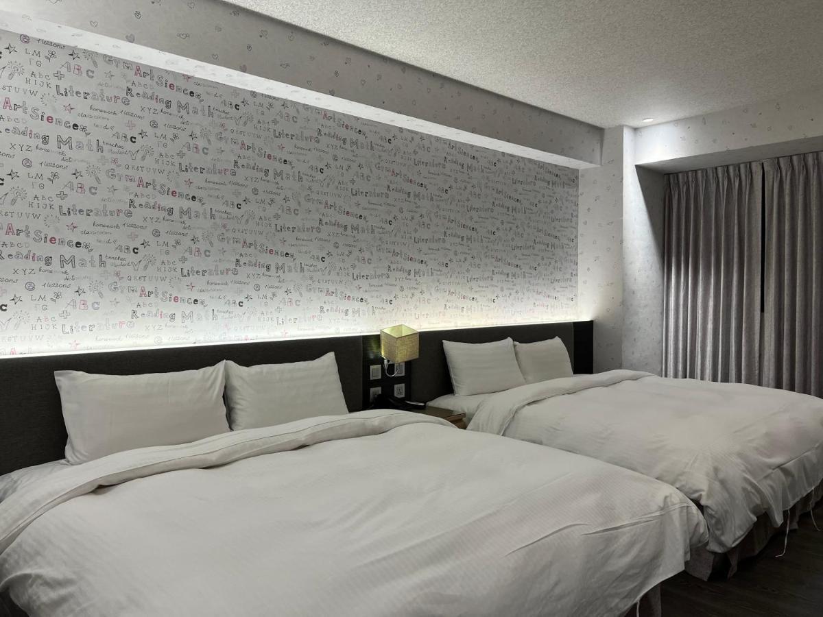 Dlinn Hotel Тайчжун Экстерьер фото
