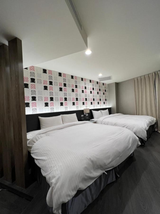 Dlinn Hotel Тайчжун Экстерьер фото